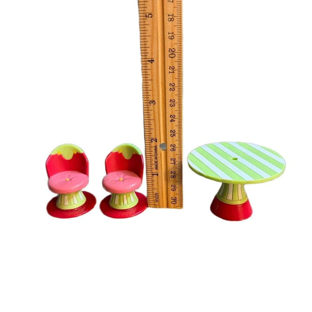 Strawberry Shortcake Berry Smoothie Shop Table and Chairs Set Pink Green Red